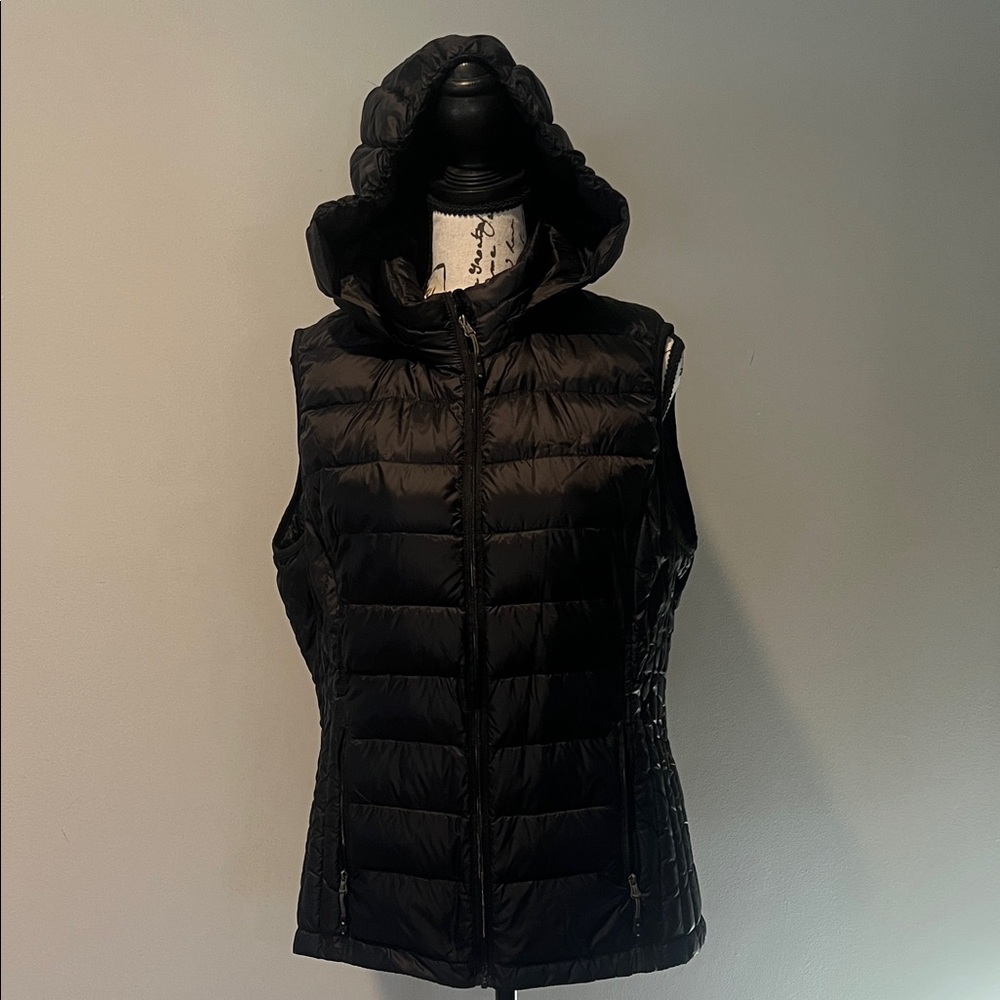 32 Degrees Black Lightweight Quilted Hooded Puffer Vest - Women's Large